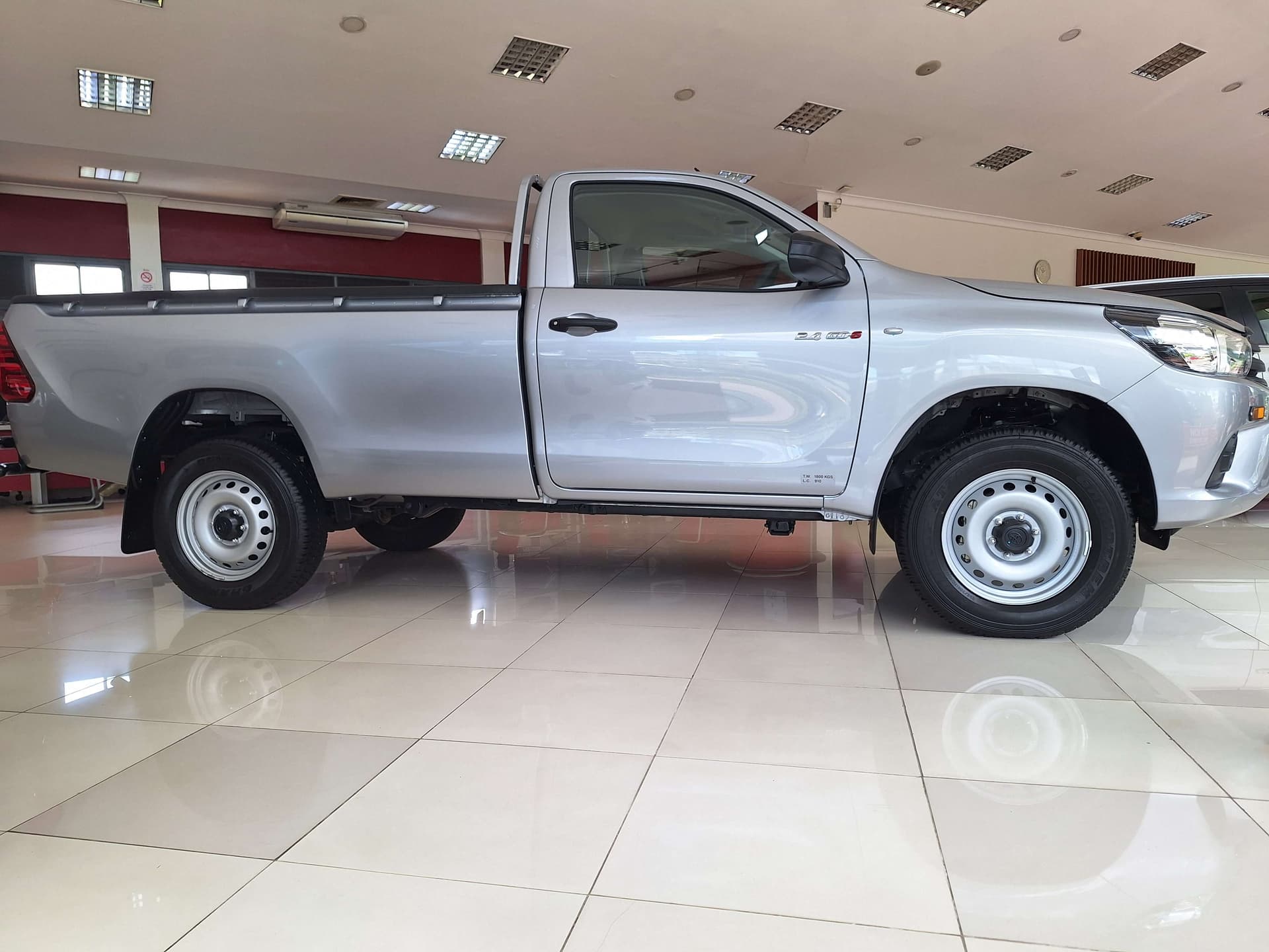 toyota-hilux-single-cabin-hi-rider-gladys-munyori-toyota-kenya